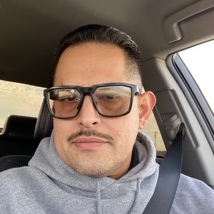 Meet your Posher, Eric